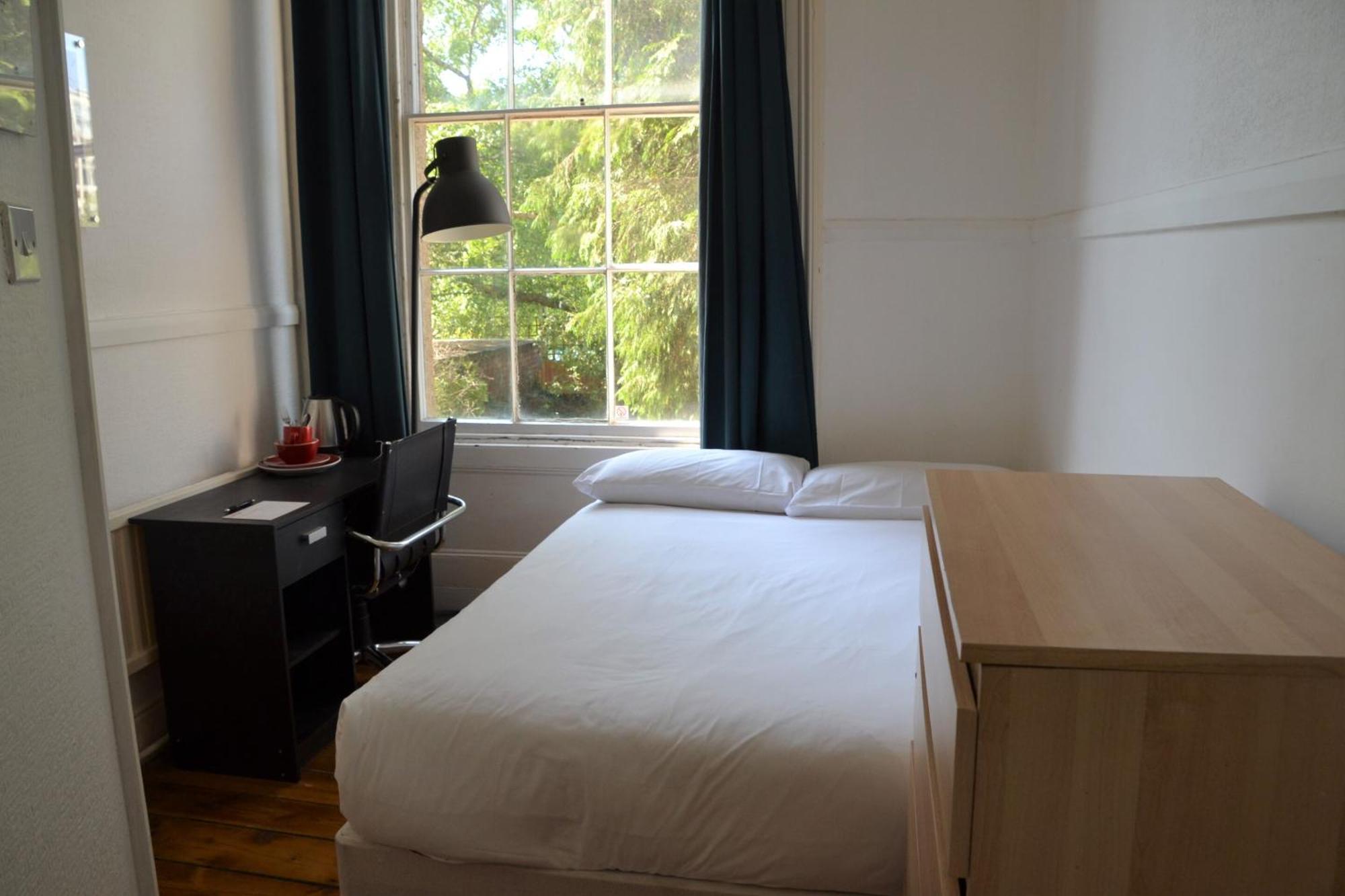 Arlington Villas Townhouse - By Clifton Short Lets Bristol Room photo