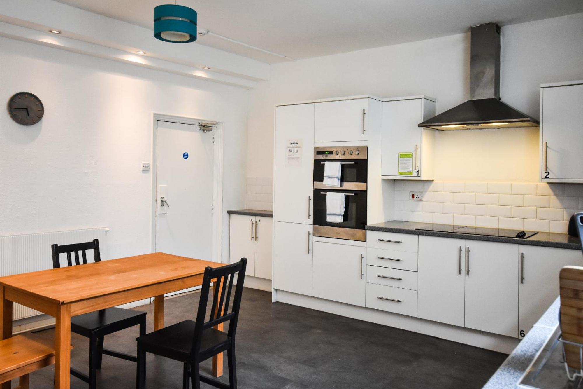 Arlington Villas Townhouse - By Clifton Short Lets Bristol Room photo